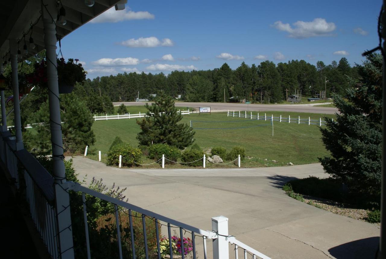 Eagle'S Landing Lodge Custer Bagian luar foto