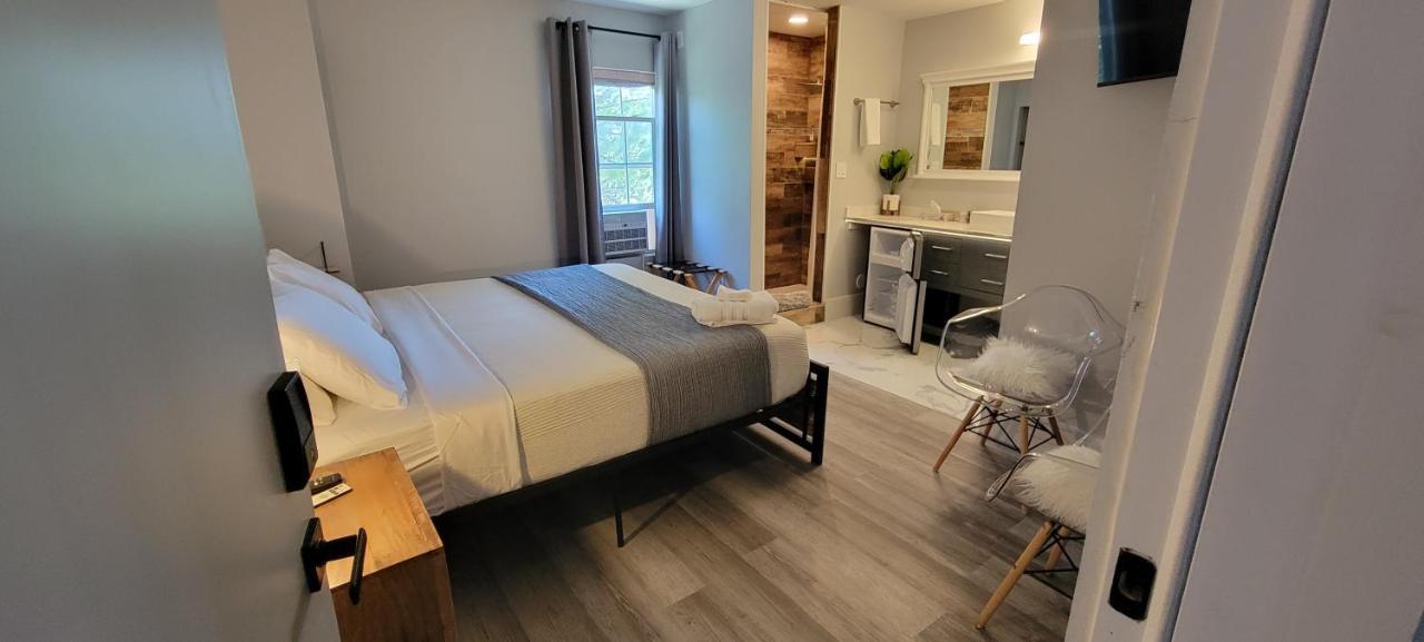 Eagle'S Landing Lodge Custer Bagian luar foto